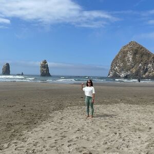 Meet your Posher, Julie